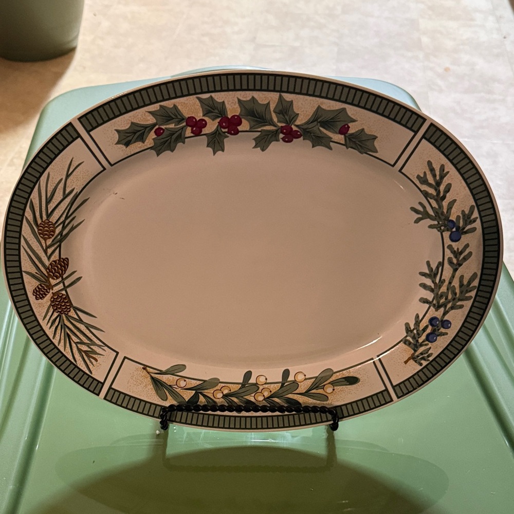 Elegant Holiday Oval Platter with Festive Accents